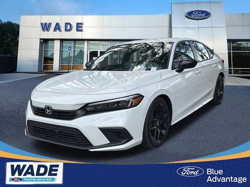Used 2024 Honda Civic Sport image 1