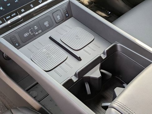 New 2025 Hyundai Santa Fe Calligraphy AWD/4WD image 25