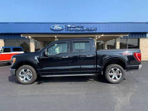 Used 2021 Ford F150 XLT w/ Equipment Group 302A High AWD/4WD image 9