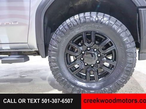 Used 2024 GMC Sierra 2500 SLT w/ SLT Premium Package AWD/4WD image 18