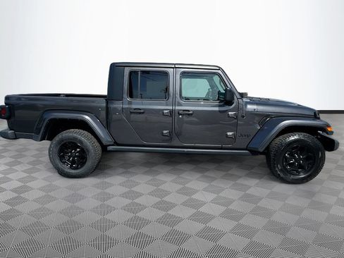 Used 2021 Jeep Gladiator Sport AWD/4WD image 5