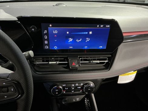 New 2026 Chevrolet TrailBlazer RS w/ Convenience Package AWD/4WD image 21