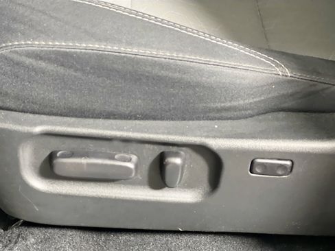 Used 2020 Toyota Tacoma TRD Sport AWD/4WD image 15