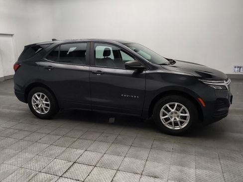 Used 2022 Chevrolet Equinox LS AWD/4WD image 11