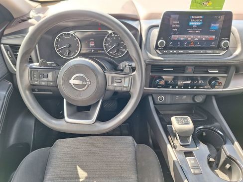 Used 2023 Nissan Rogue SV image 22