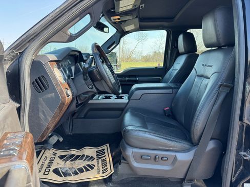 Used 2015 Ford F350 Platinum w/ Platinum Package image 15