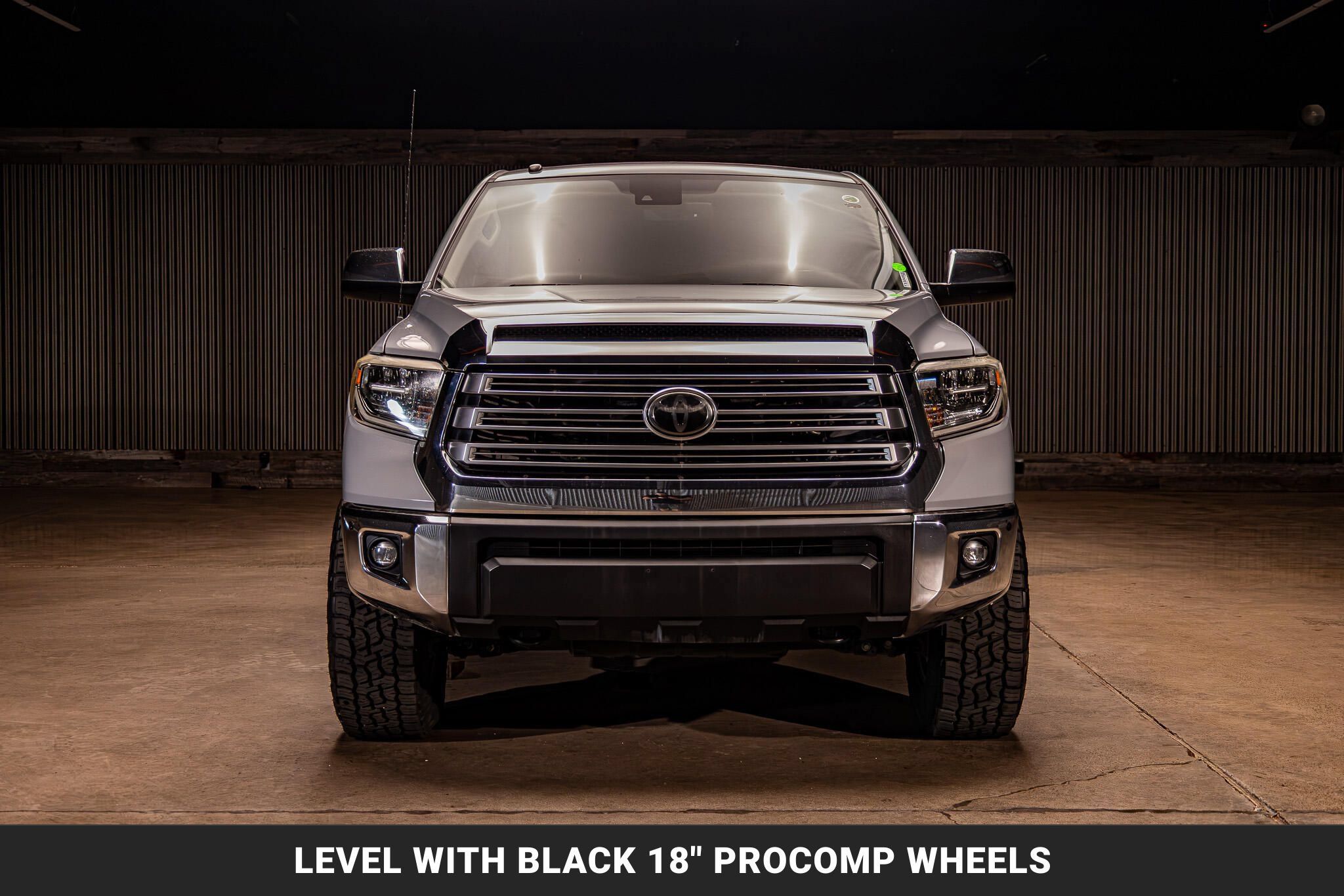 Used 2018 Toyota Tundra Limited w/ Limited Premium Package AWD/4WD image 3