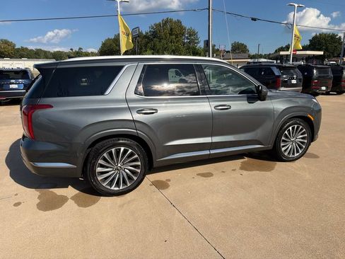 Used 2024 Hyundai Palisade Calligraphy AWD/4WD image 12