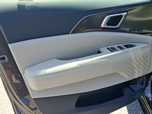 New 2026 Kia Carnival SX FWD image 8