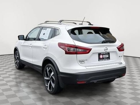 Used 2022 Nissan Rogue Sport SL AWD/4WD image 5