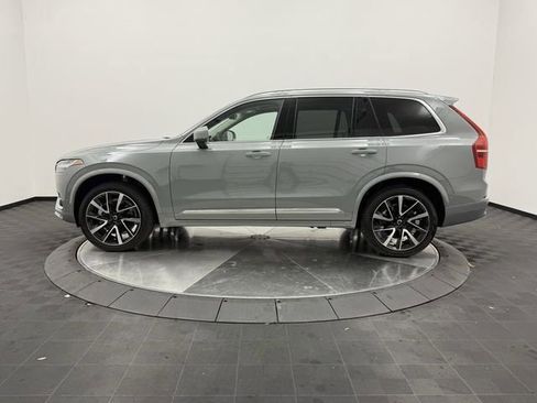 Certified 2025 Volvo XC90 B6 Plus image 4