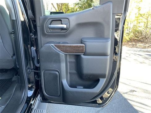 Used 2020 GMC Sierra 1500 Elevation w/ Elevation Value Package image 11