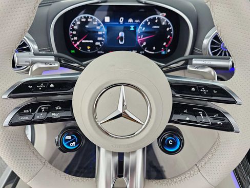 New 2026 Mercedes-Benz SL 63 AMG 4MATIC image 23