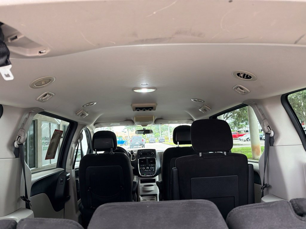 Used 2013 Dodge Grand Caravan SE FWD image 29