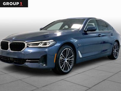 Certified 2023 BMW 530e xDrive w/ Premium Package