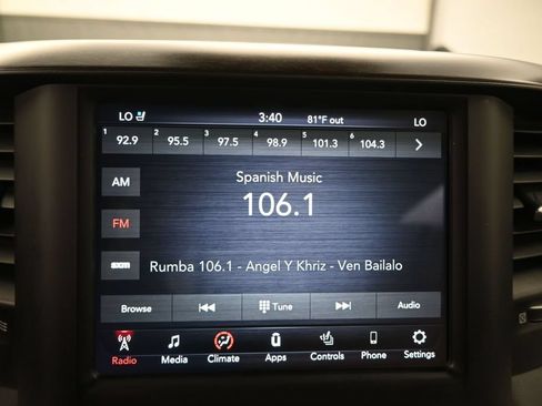 Used 2021 RAM 1500 Laramie AWD/4WD image 11