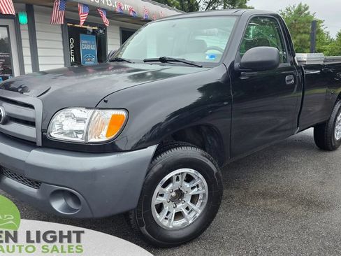 Used 2004 Toyota Tundra 2WD Regular Cab image 1