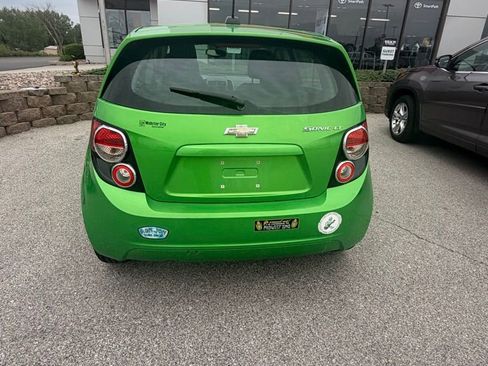 Used 2015 Chevrolet Sonic LT FWD image 4