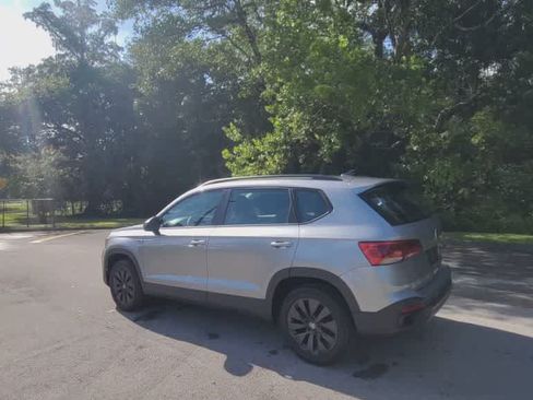 Used 2023 Volkswagen Taos S FWD image 6