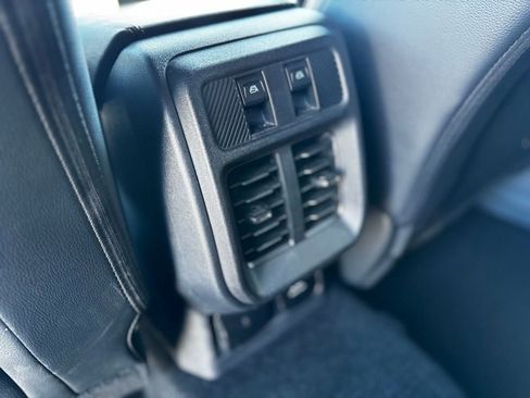 Used 2025 Ford Bronco Outer Banks image 6