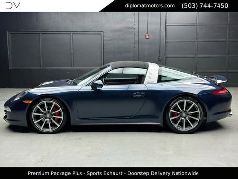 Used 2016 Porsche 911 Targa 4S AWD/4WD image 4