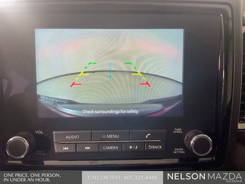 Used 2022 Nissan Frontier SV w/ Technology Package RWD image 11