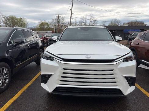 Used 2024 Lexus TX 350 AWD w/ Technology Package image 2