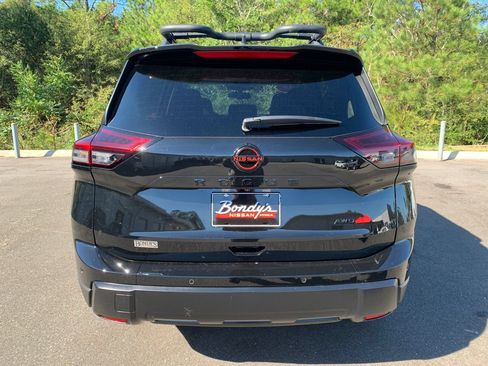 New 2026 Nissan Rogue SV w/ Rock Creek Premium Package AWD/4WD image 4