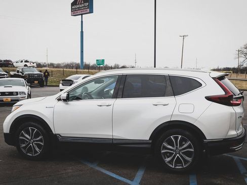 Used 2020 Honda CR-V Touring image 24
