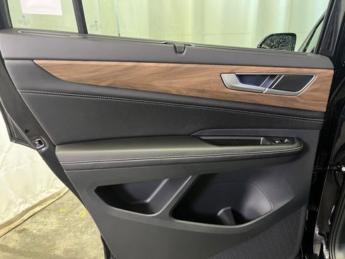 New 2026 Volkswagen Atlas SE image 19