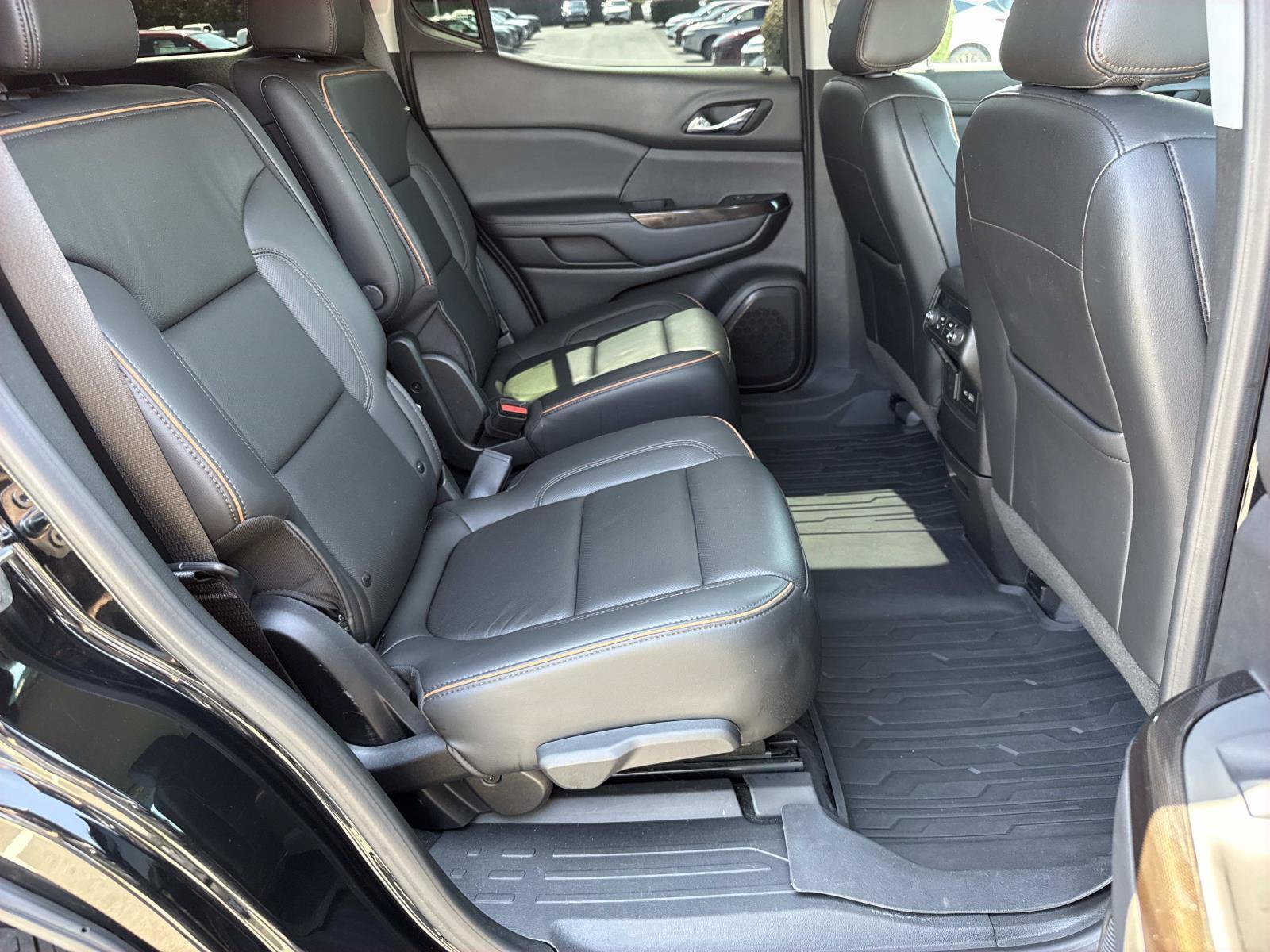 Used 2023 GMC Acadia AT4 w/ Technology Package AWD/4WD image 26