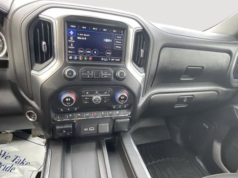 Used 2022 Chevrolet Silverado 2500 LTZ w/ LTZ Premium Package image 28