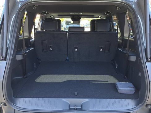 Used 2026 Lexus GX 550 w/ Accessory Package (31) AWD/4WD image 14