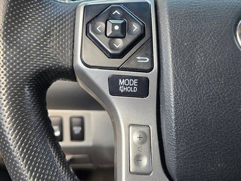 Used 2015 Toyota Tacoma 4x4 Double Cab image 11