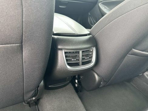 Used 2023 Chevrolet Malibu LT FWD image 14