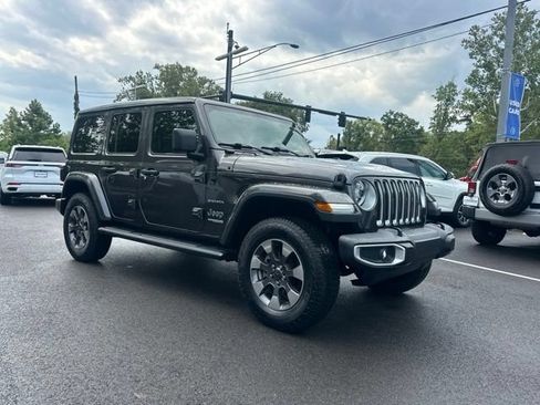 Used 2020 Jeep Wrangler Unlimited Sahara AWD/4WD image 19