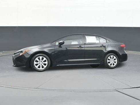 Used 2025 Toyota Corolla LE FWD image 59