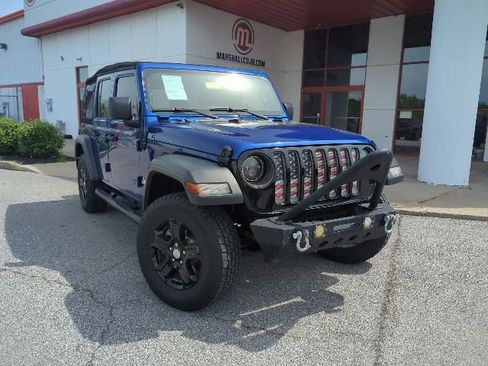 Certified 2019 Jeep Wrangler Unlimited Sport S AWD/4WD image 3