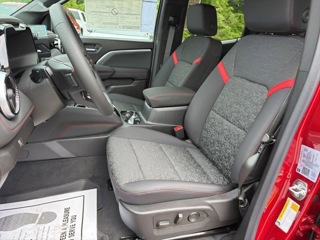 New 2026 Chevrolet Colorado Z71 w/ Midnight Edition AWD/4WD image 19