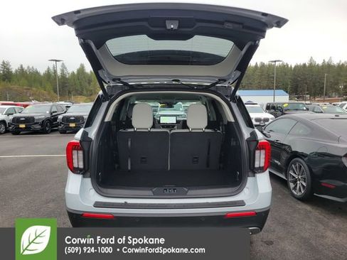 New 2026 Ford Explorer Active w/ Active Comfort Package image 16