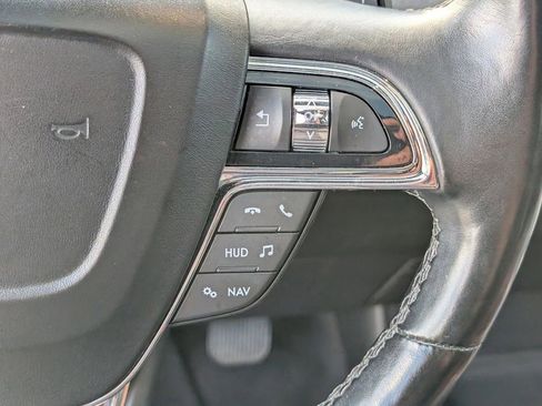 Used 2020 Lincoln Navigator L Reserve w/ Equipment Group 208A Reserve image 21