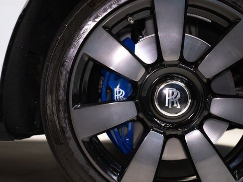 Used 2023 Rolls-Royce Cullinan AWD/4WD image 24