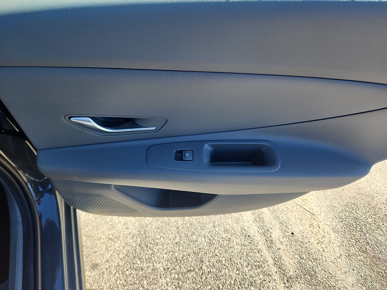 Certified 2024 Hyundai Elantra SEL FWD image 30