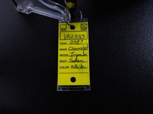 Used 2017 Chevrolet Impala Premier w/ Enhanced Convenience Package image 26