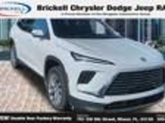 Used 2025 Buick Enclave Preferred FWD video 1