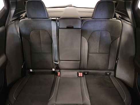 Used 2023 Volvo XC40 Recharge Ultimate AWD/4WD image 37