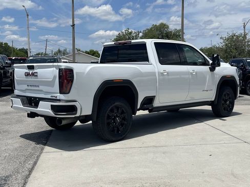 New 2026 GMC Sierra 2500 AT4 w/ AT4 Premium Plus Package AWD/4WD image 3