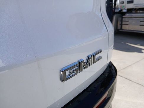 New 2026 GMC Acadia Denali Ultimate AWD/4WD image 37