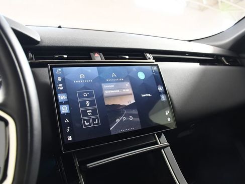 Certified 2026 Land Rover Range Rover Velar S image 32