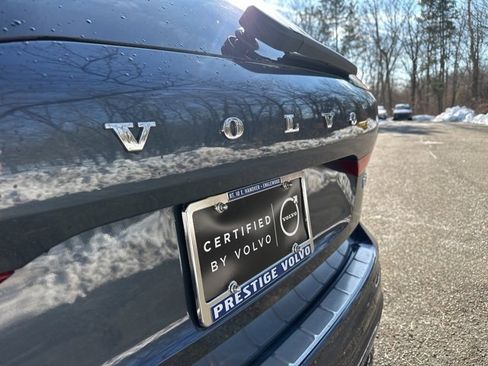 Certified 2023 Volvo XC60 B5 Plus w/ Protection Package Premier image 36